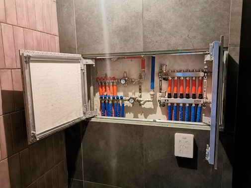 Люк под плитку Секрет 3.0, 2 створки 800*400 Люк под плитку Секрет 3.0, 2 створки 800*400